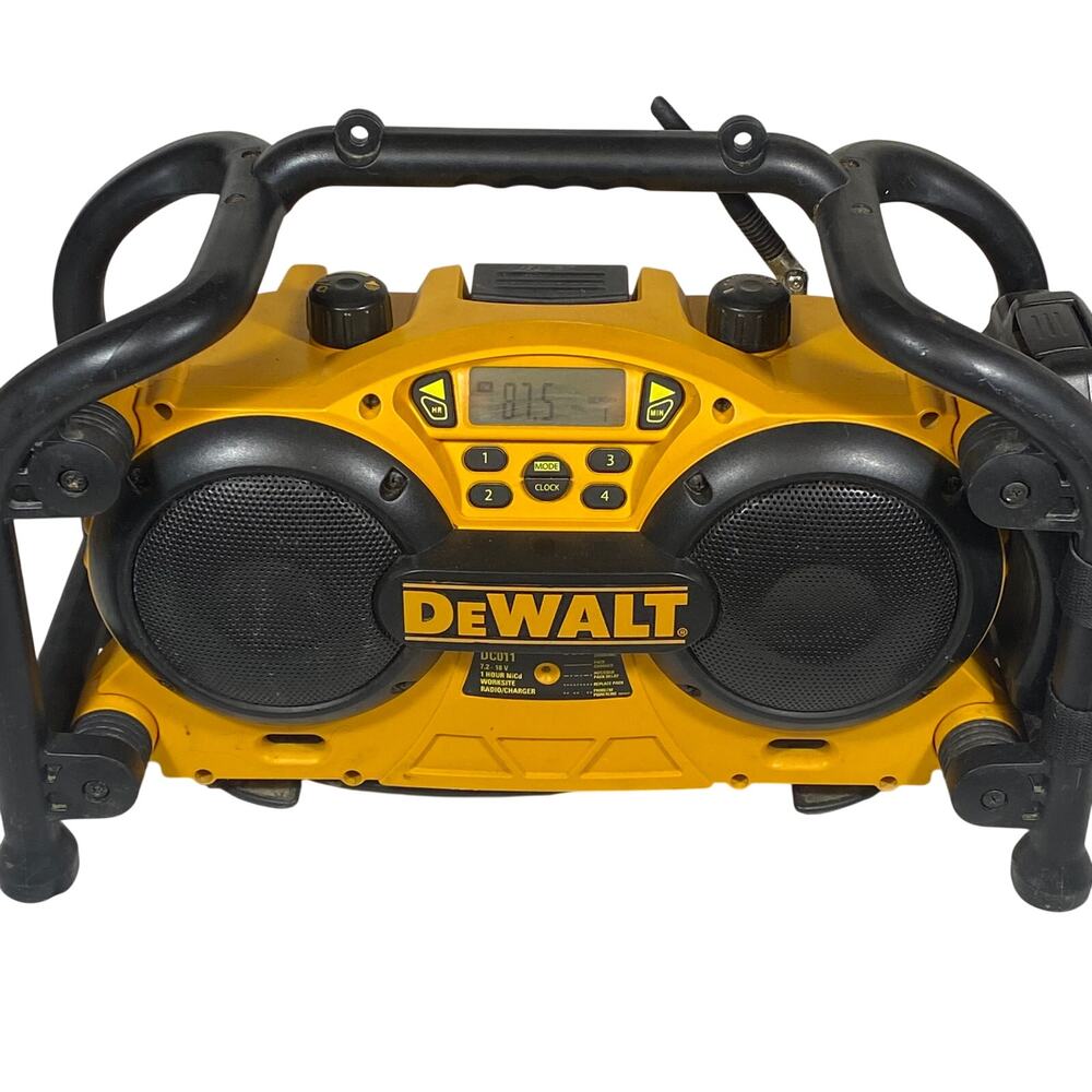 DeWalt DC011 Worksite AM/FM Radio Charger 7.2V 18V No Battery Included